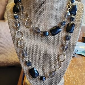 Elegant Black and Gold Necklace